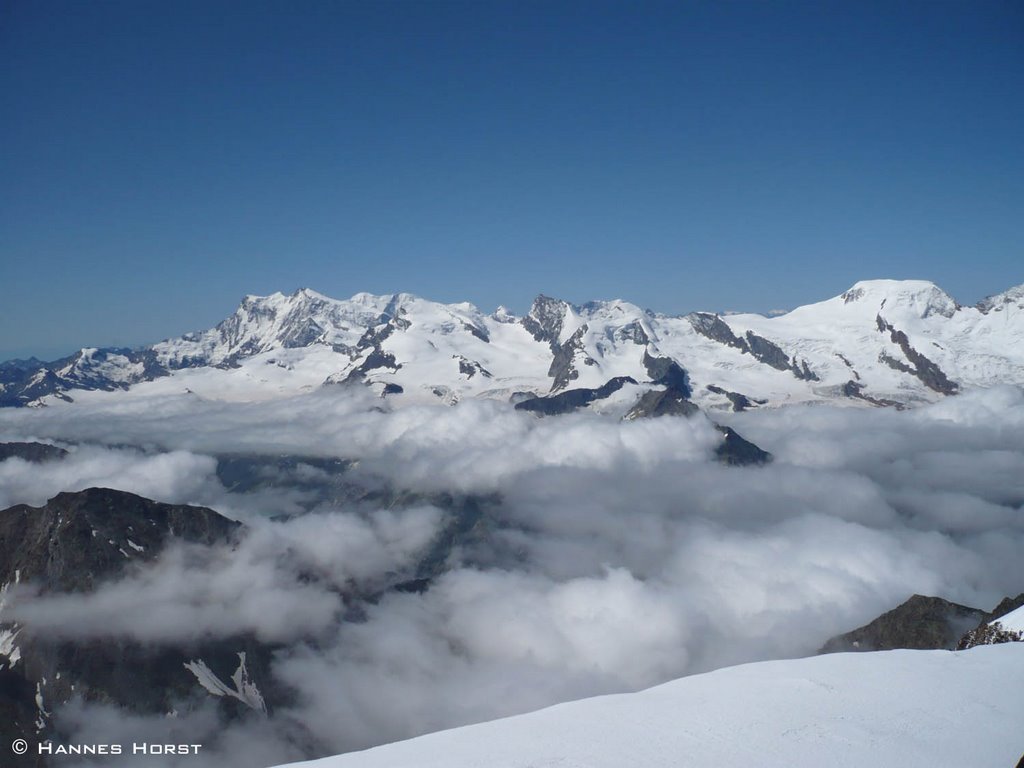 Weissmies summit view to the West by Circinus