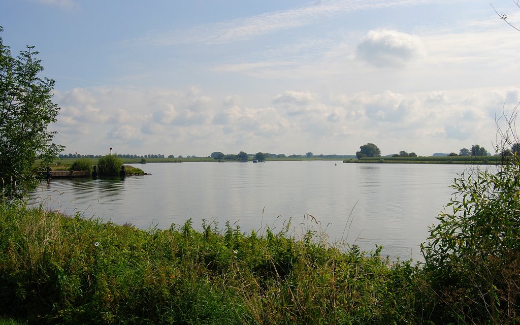 Lek, near Culemborg by Hans J.S.C. Jongstra