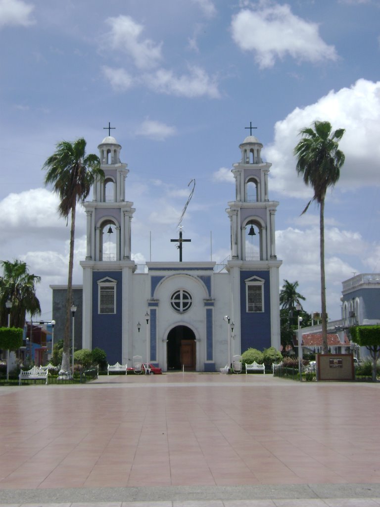 Iglesia de San Isidro. Comalcalco, Tab by Ózkar Azul