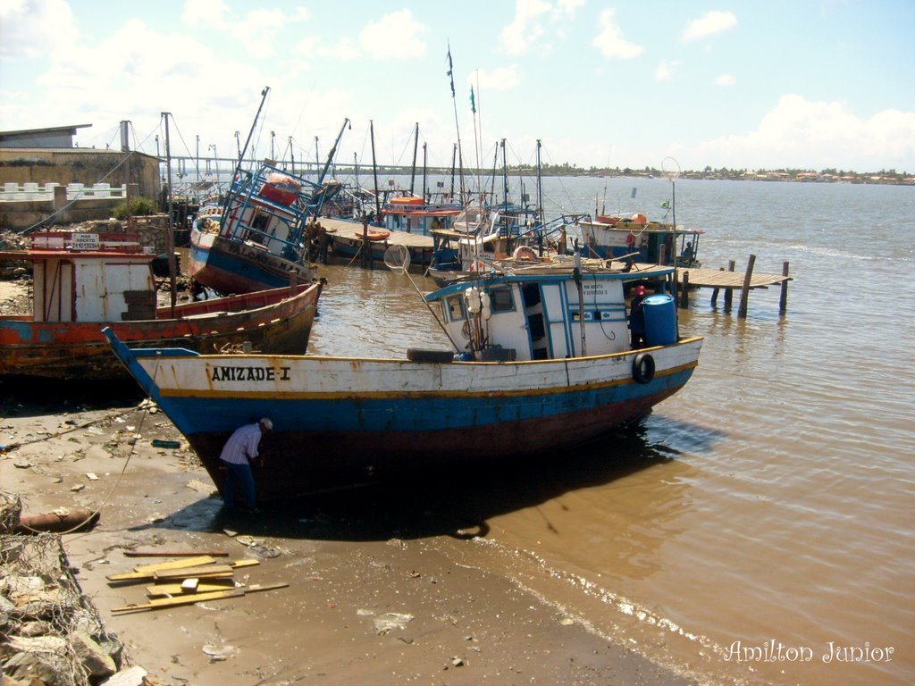 Embarcação Amizade, em Aracajú by Amilton Fernando