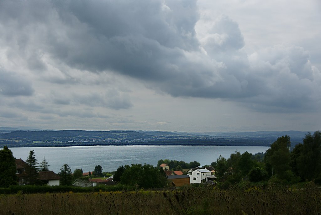 L'orage se prépare, sur la lac ... by Henry Imbert