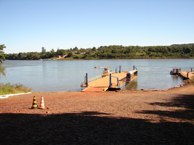 Brasil - Argentina - Porto Mauá/RS by schroitta