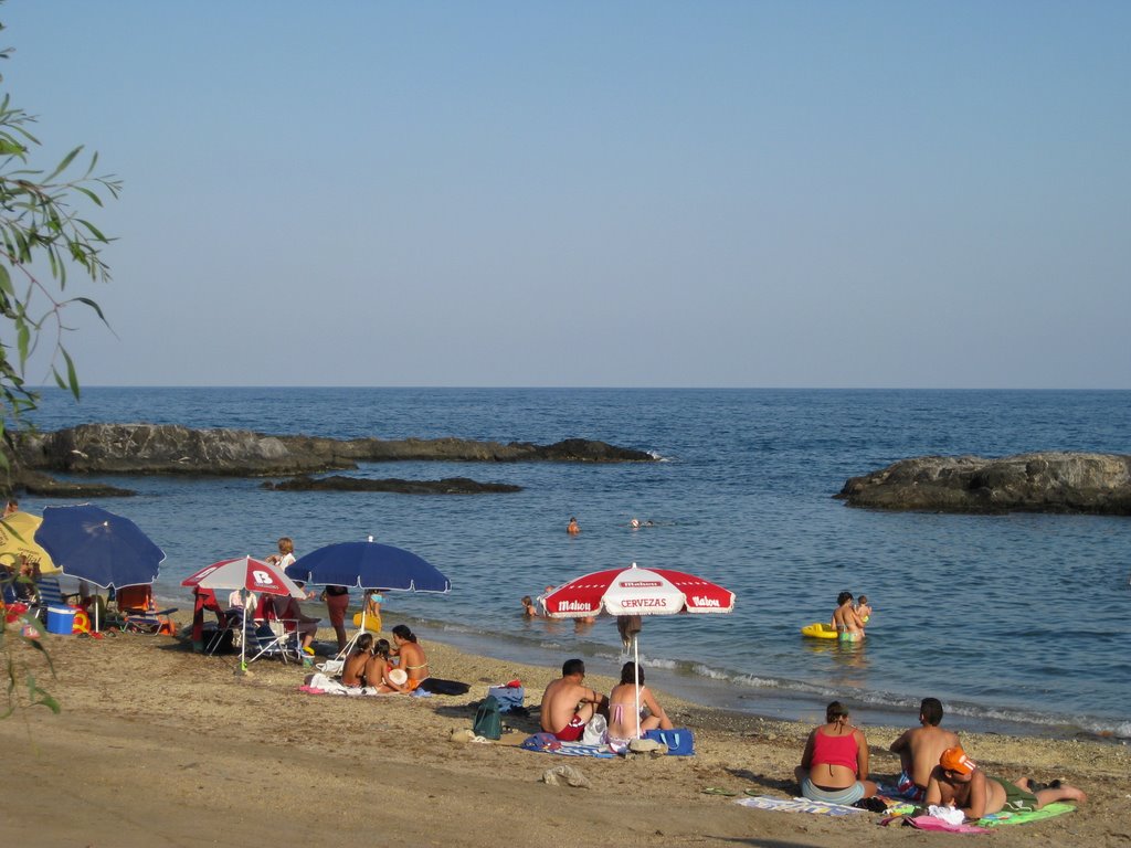 Cala Panizo by Dolores Pérez Inglés