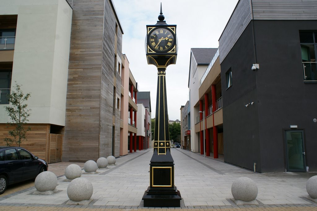 The clock again, Caernarfon by John Mulder