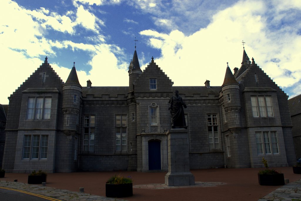 Aberdeen Grammar School by Isla Goldie