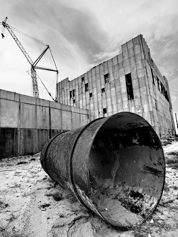 Unfinished "Crimean Atomic Energy Station" | www.ahojmedia.pl by moozg