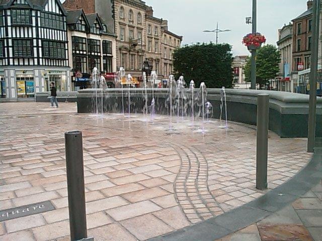 New Water Feature, Queen Sq, Wolverhampton by rojouk