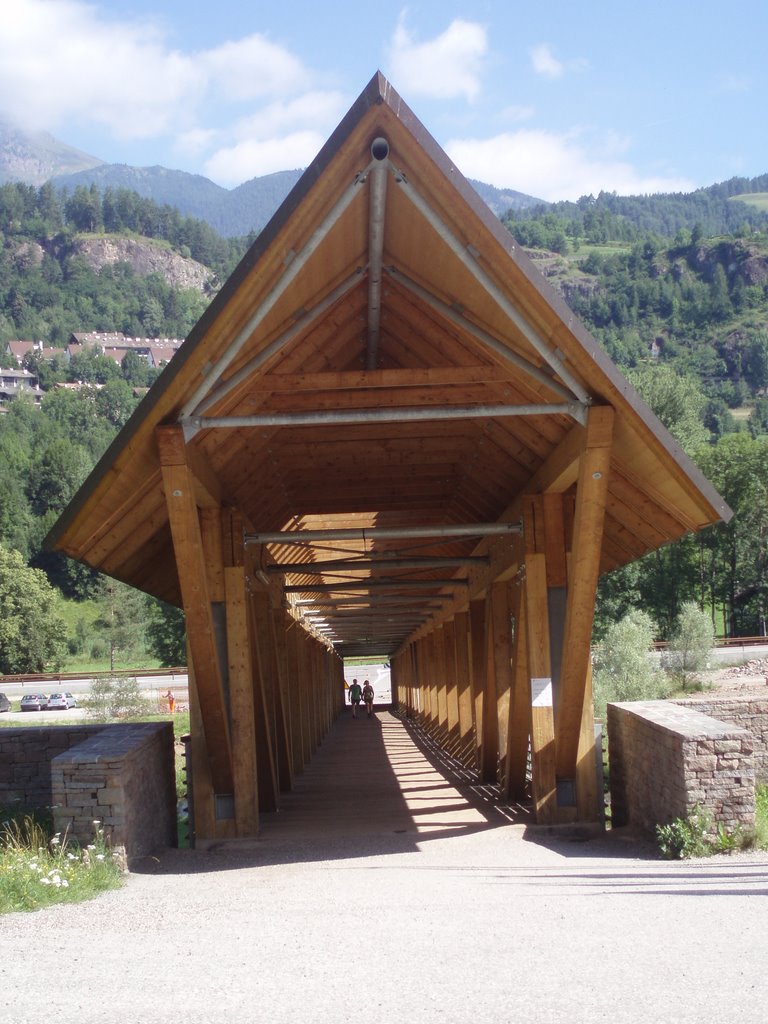 Ponte sul fiume Avisio vicino funivia Cermis by Gabriele.Segalini