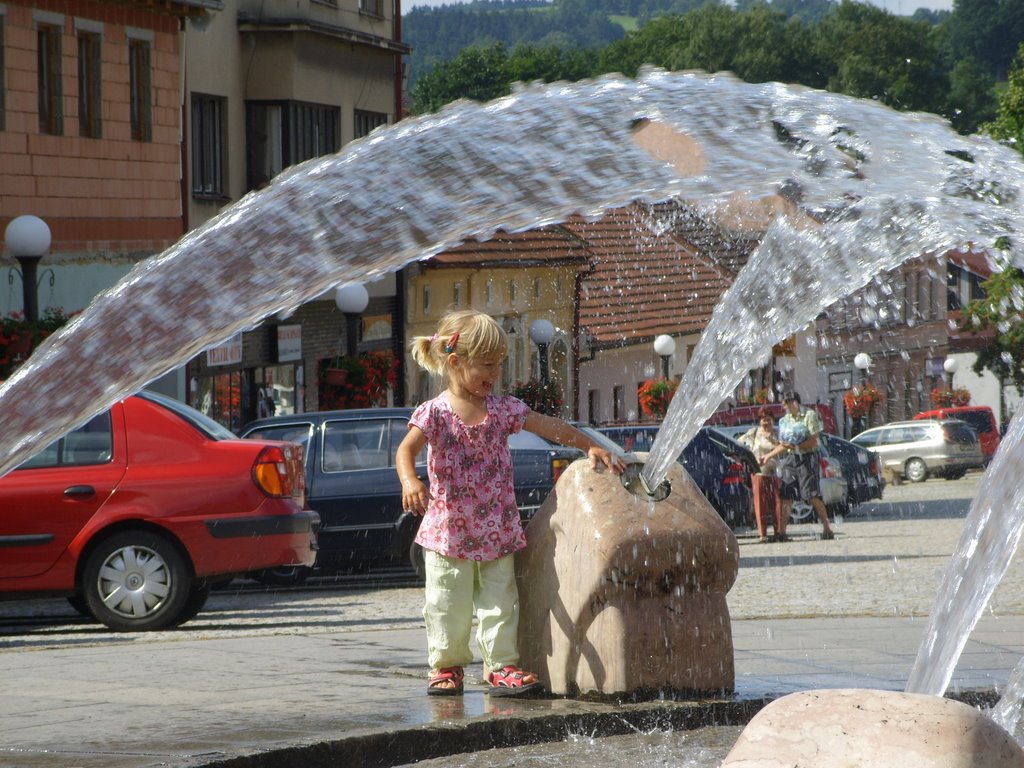 Fountain, Kunštát by Karel Š (karels)