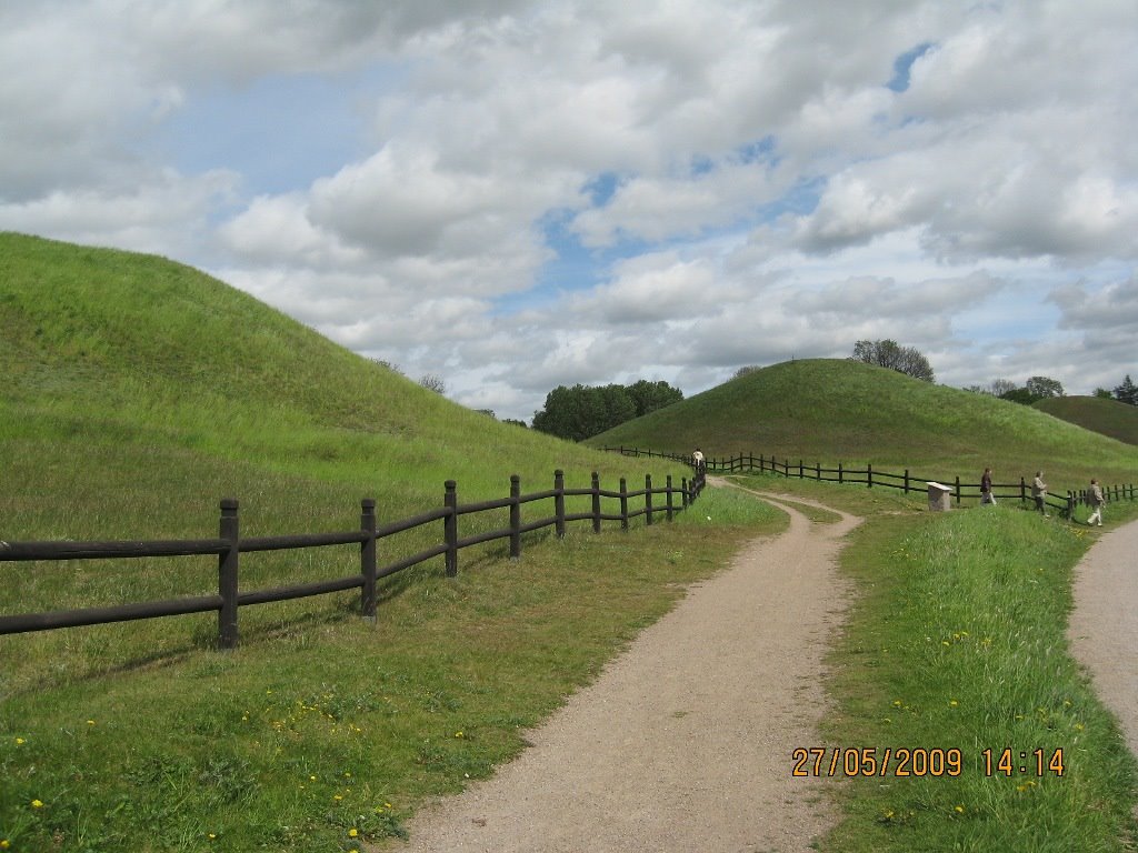 Gamla Uppsala by igor chetverikov