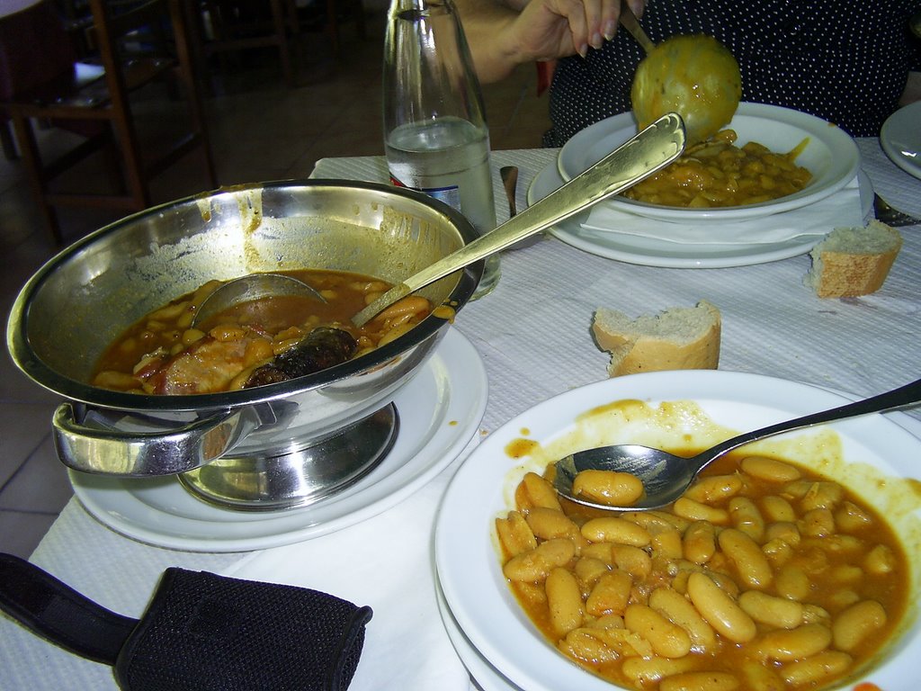 Fabada - Covadonga - Asturias by aaes