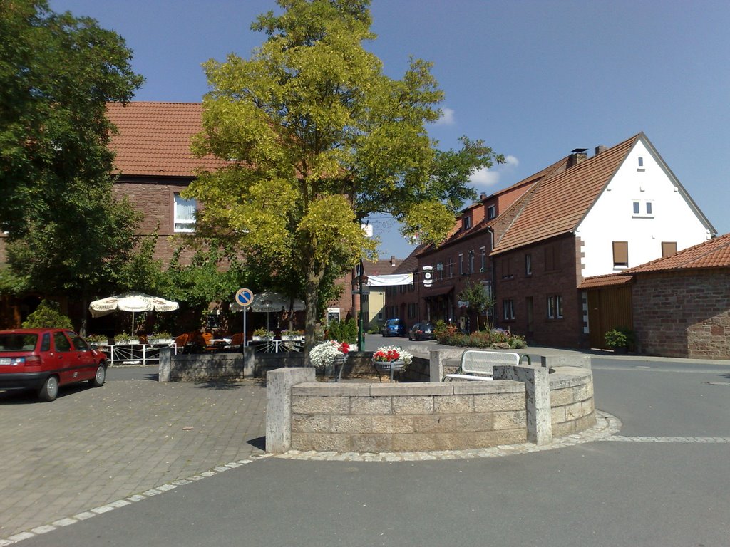 Marktplatz Blick nach Norden auf die Hauptstraße 08/2009 by murdock68