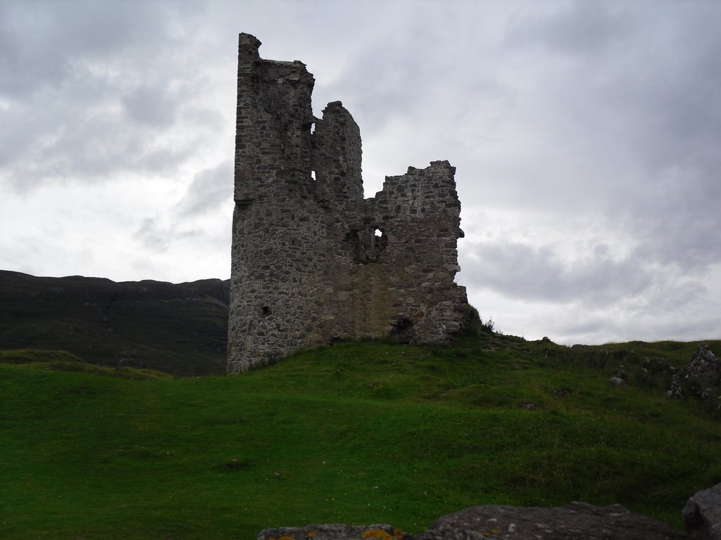 Ardvreck Castle, Assynt by Niall Anderson