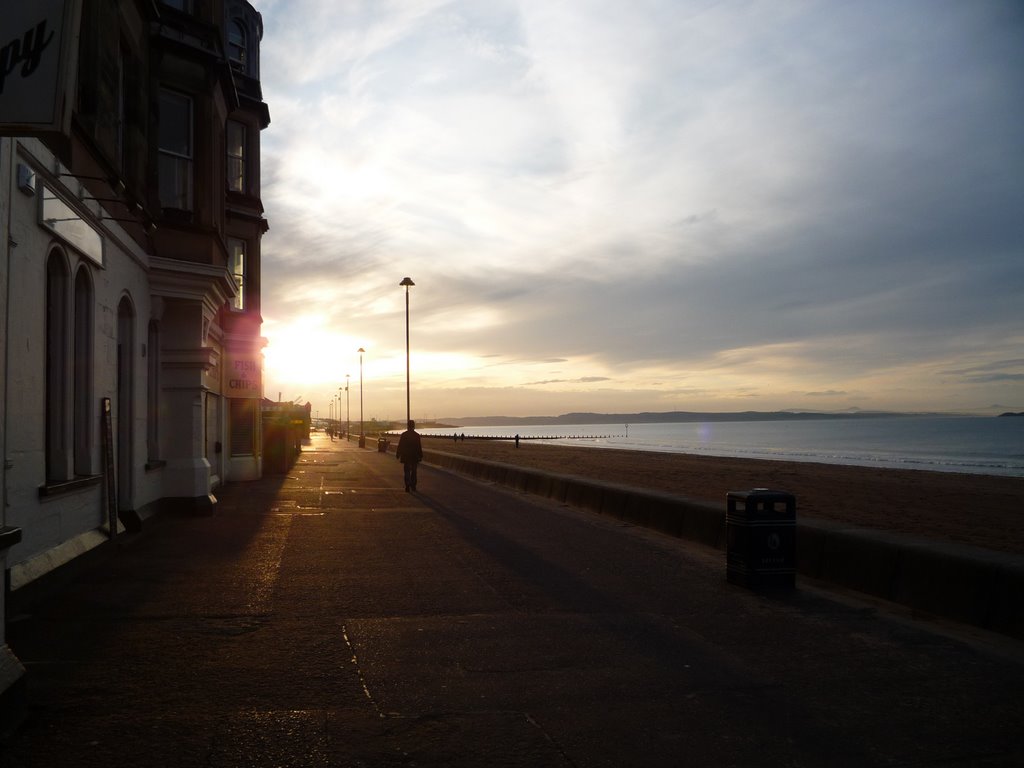 Edinburgh Boardwalk by elgjay