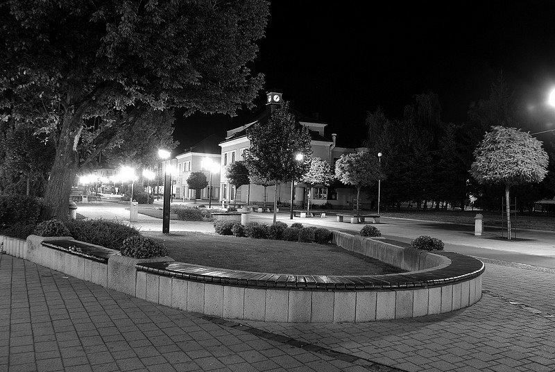 Nocne Michalovce_2009_1 by Jankozb