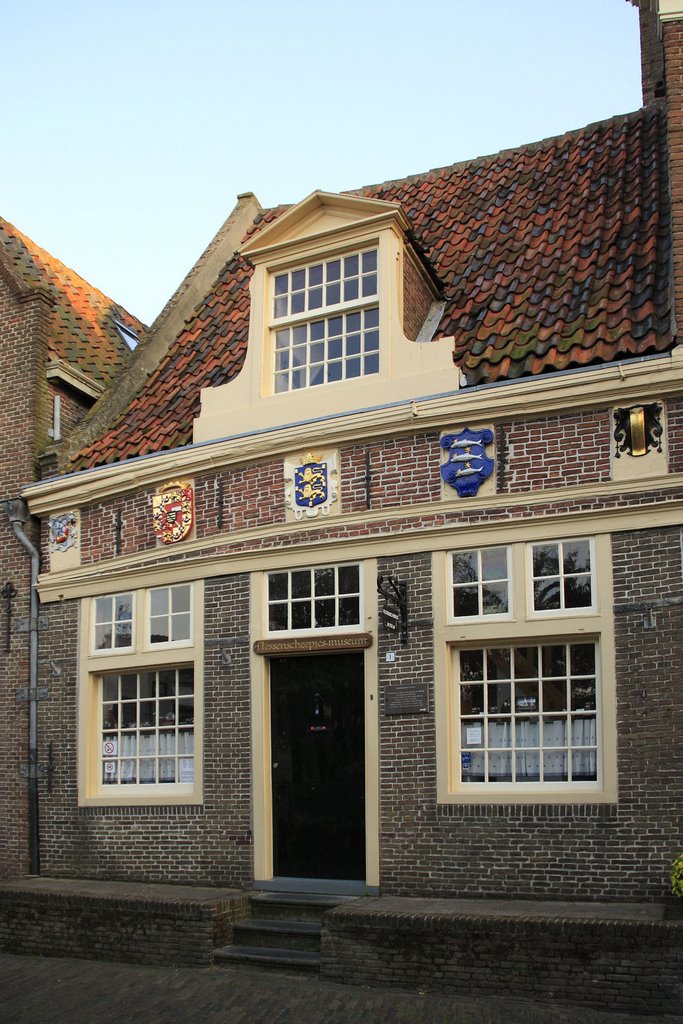 Enkhuizen, Potter house by Henk Maurer