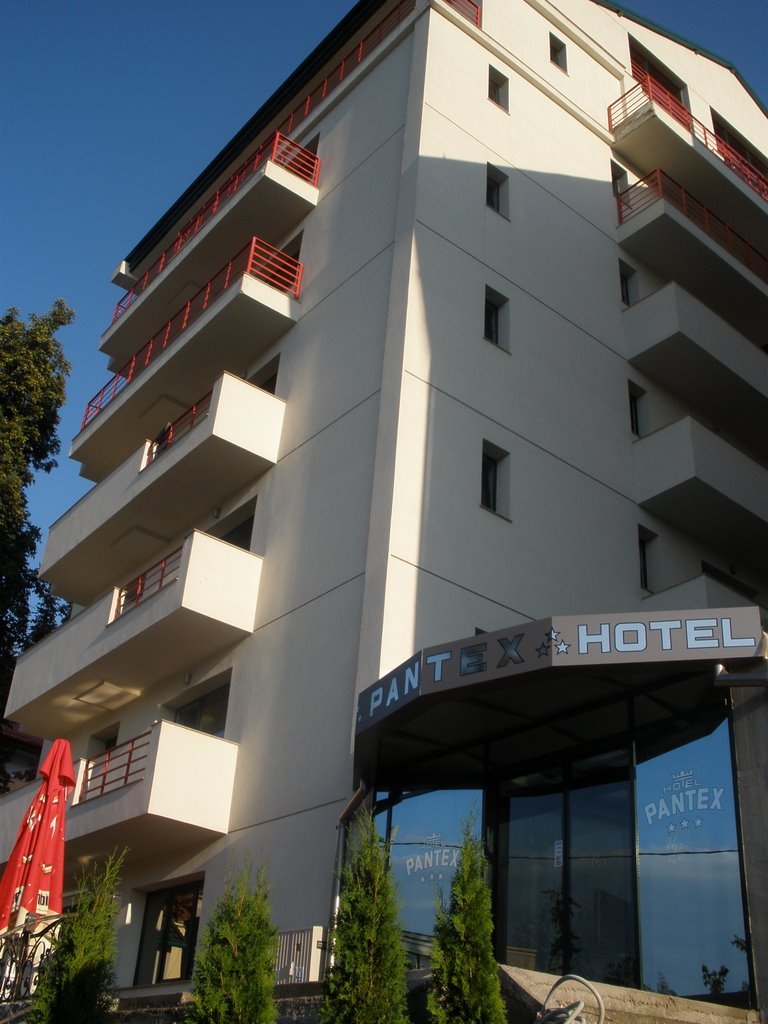 Hotel Pantex by kukusya