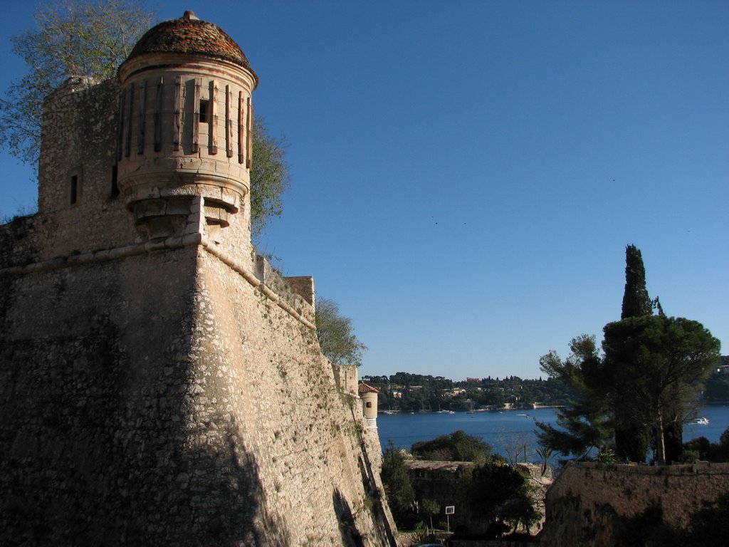 Villefranche sur Mer by Bessyto