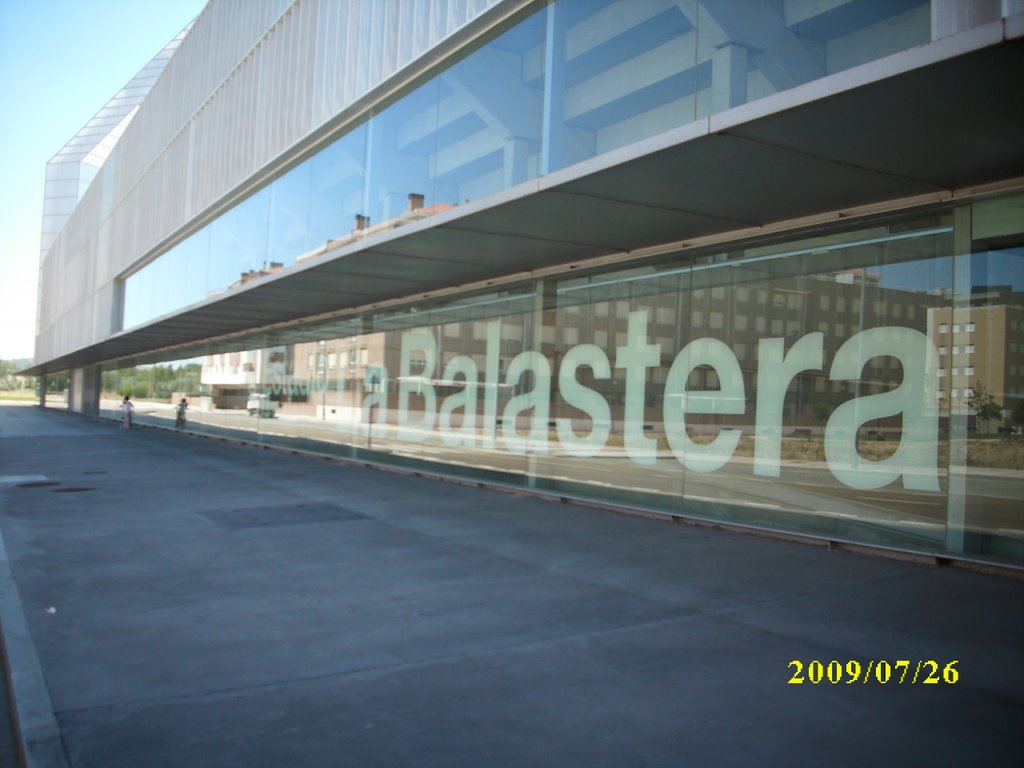 Estadio de Futbol "Nueva Balastera" by Fco José Mancho