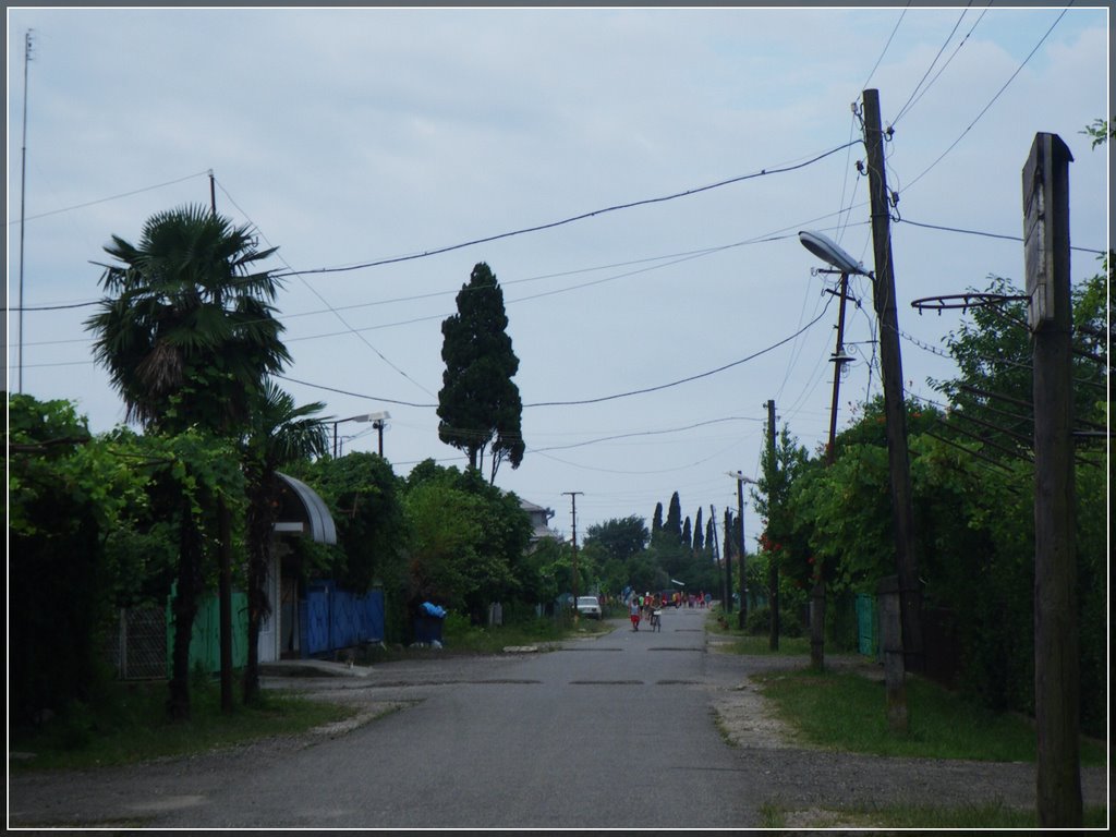 Abkhazia,Giachripsh,Shaumyan Street / Абхазия,Гячрипш,улица Шаумяна. by konareva