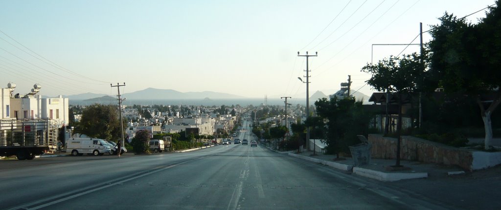 Driving into Turgutreis by alexoerme