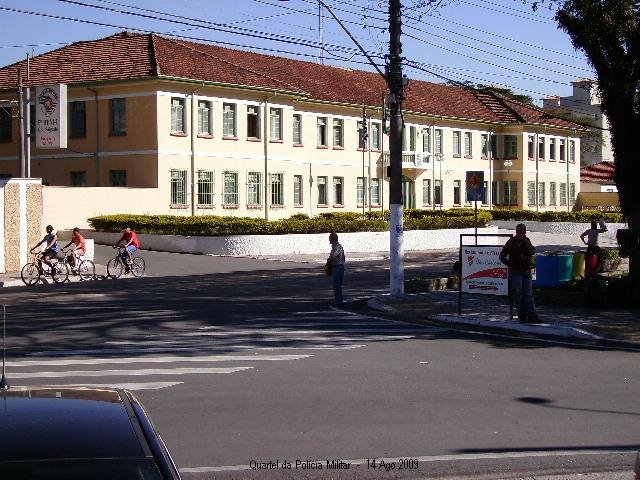 Taubaté SP - Quartel da Polícia Militar by celio gonçalves dias