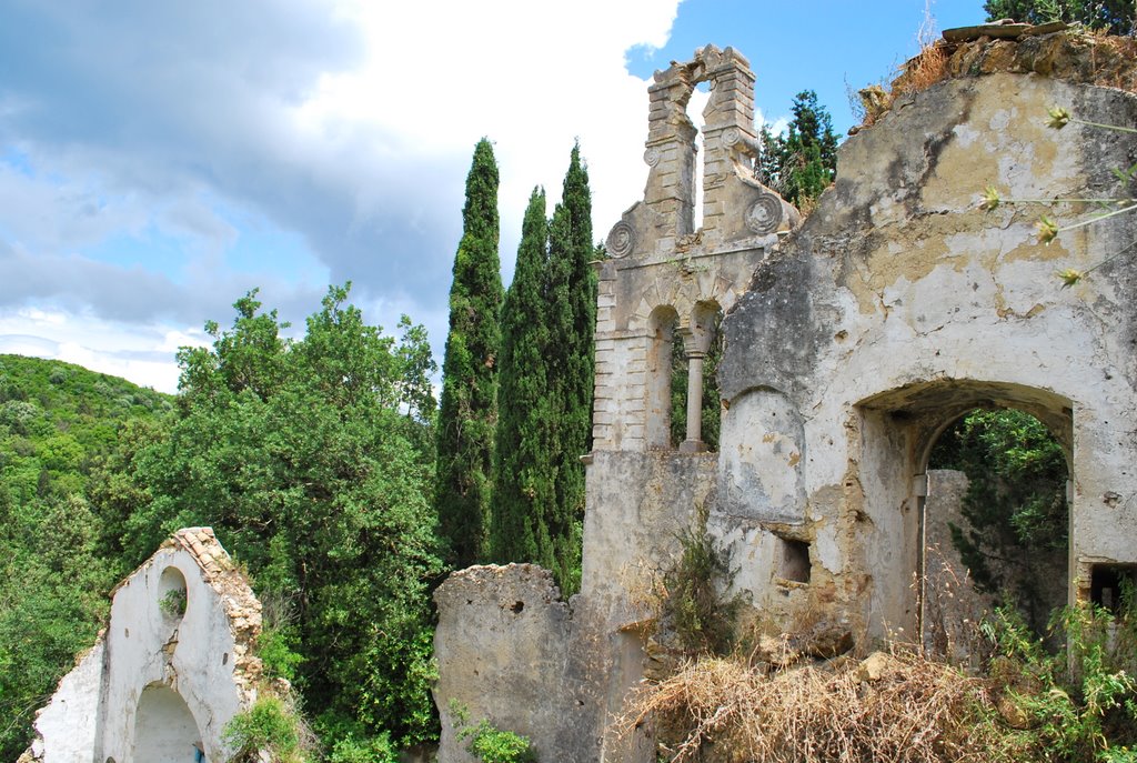 Kloster / Monastery / Móni Panagia Arkoudíllas by funguspille