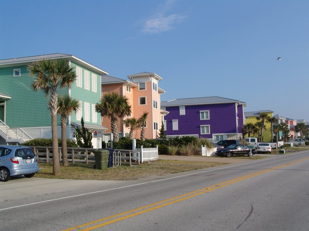 Nice colorful houses by HeliAgus