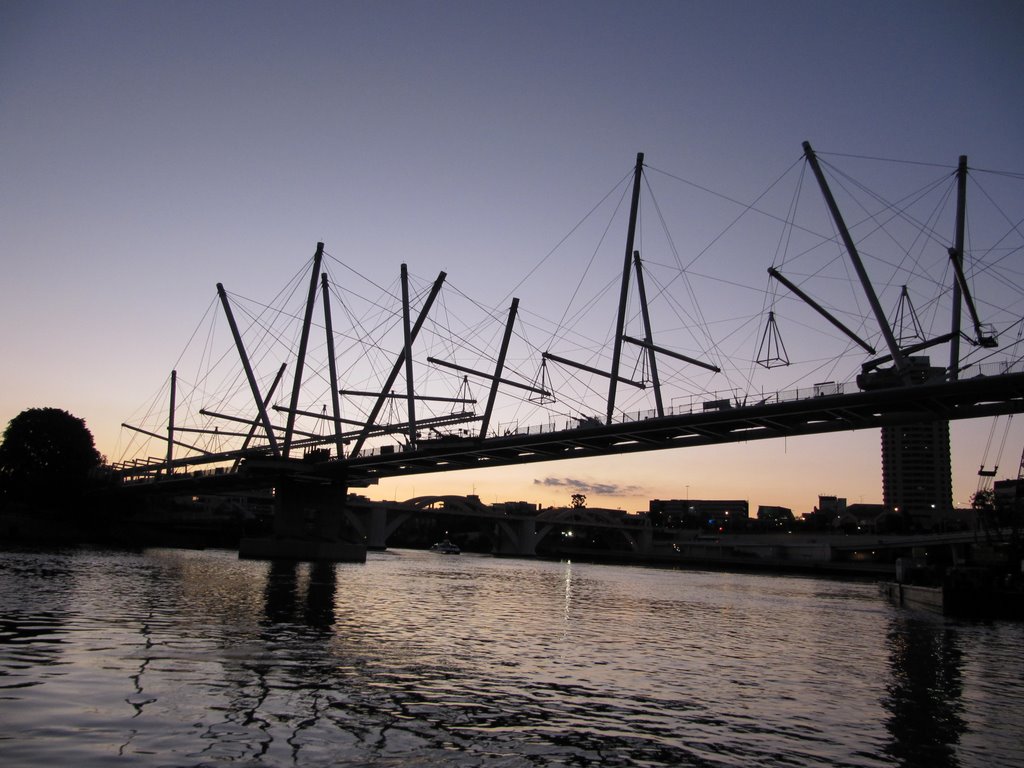 New pedestrian bridge to South Bank, Brisbane River by G & D Whitehead