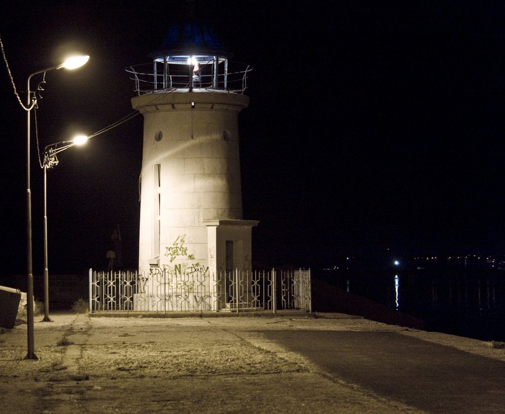 Mangalia Lighthouse by MihaiV