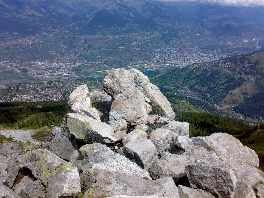 Nendaz, Switzerland by Filip Bakker