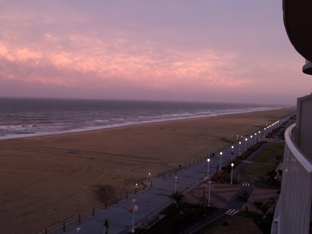 Virginia Beach at Sunset by Daniel Callisto