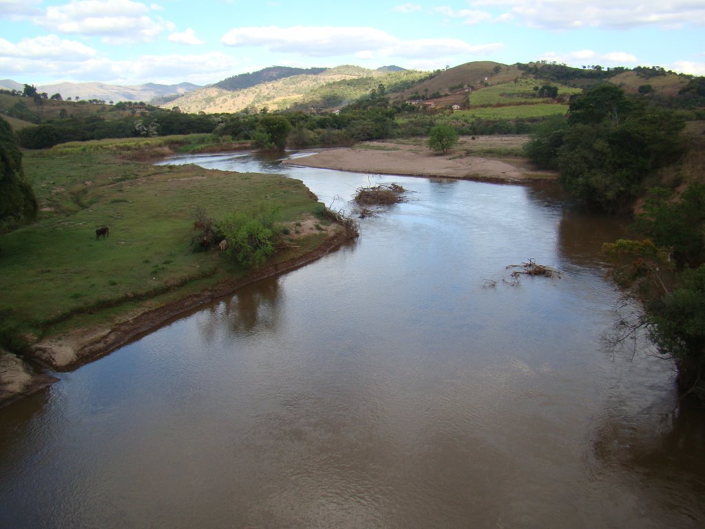 Rio Paraopeba by Jairo Nunes Ferreira