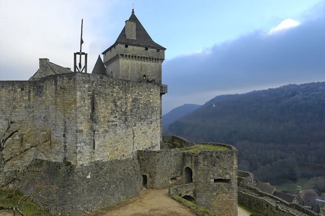 Castelnaud, le chateau l by Laurent Bois-Mariage