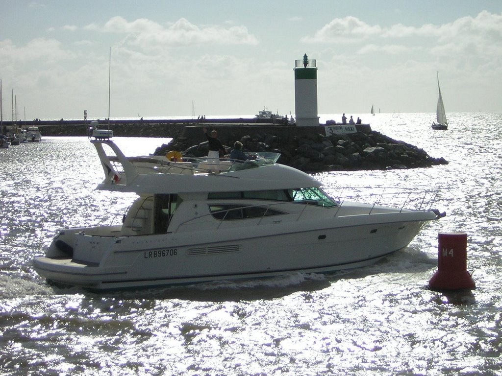 Sortie du port des Minimes by Bonnet Georges