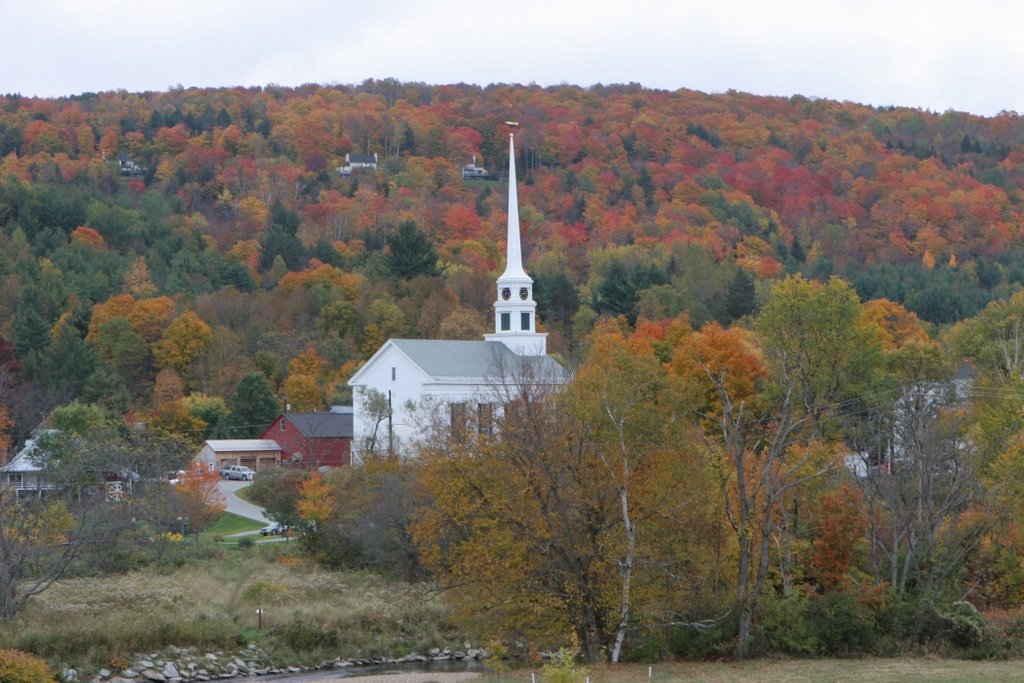 Autumn colour, Stowe, VT by sgainsboro