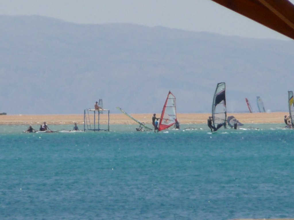 Windsurfing Dahab lagoon by wiltsmike