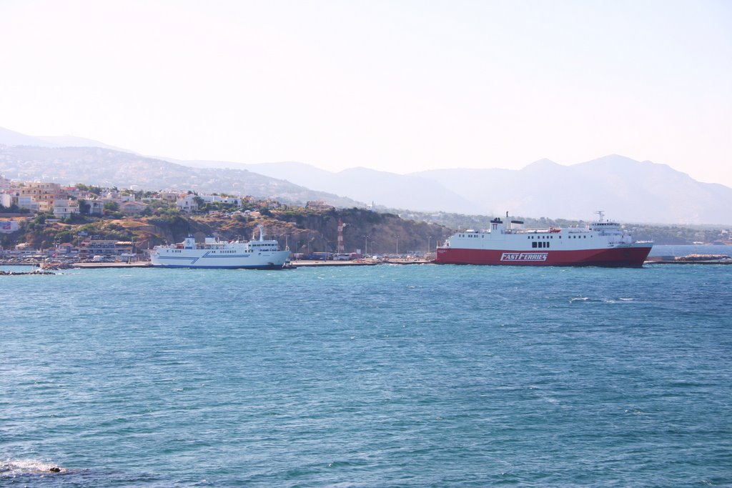 Λιμάνι Ραφήνας / Port of Rafina by bc_harry