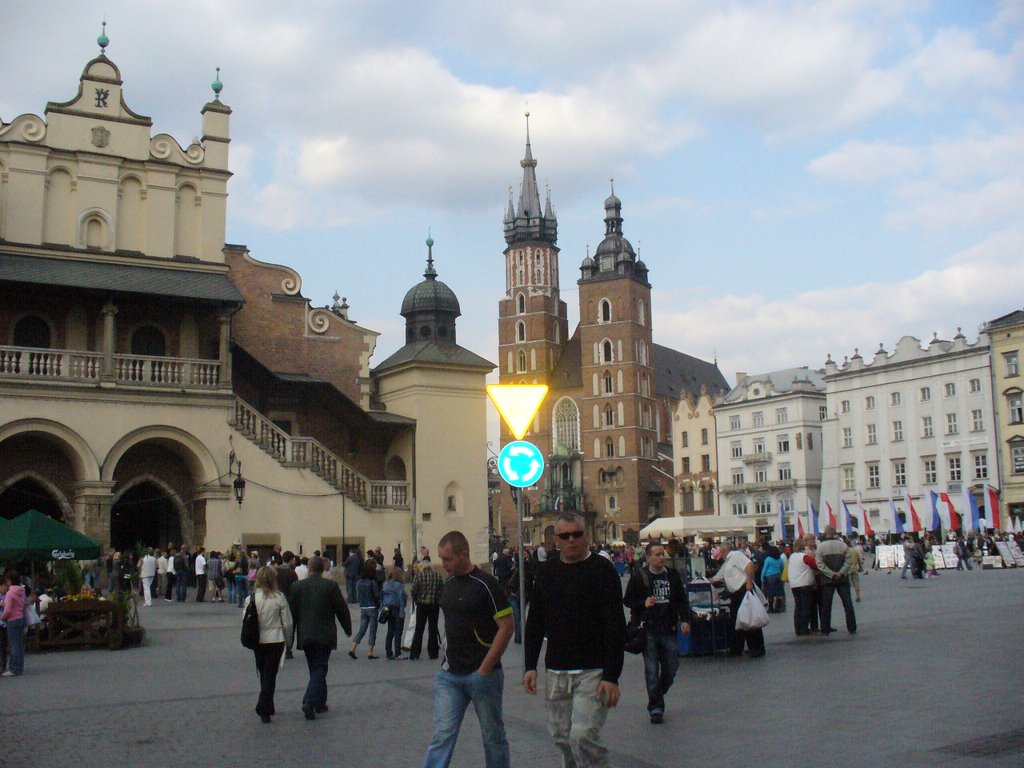 Kościół Mariacki w oddali by geo573