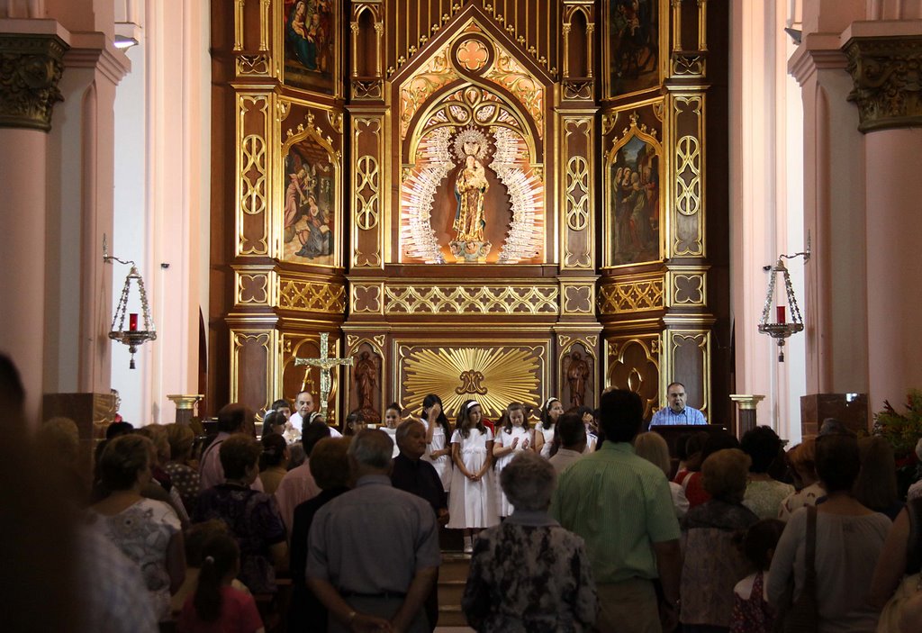 Procesión del Sagrado Corazón by papayo polar