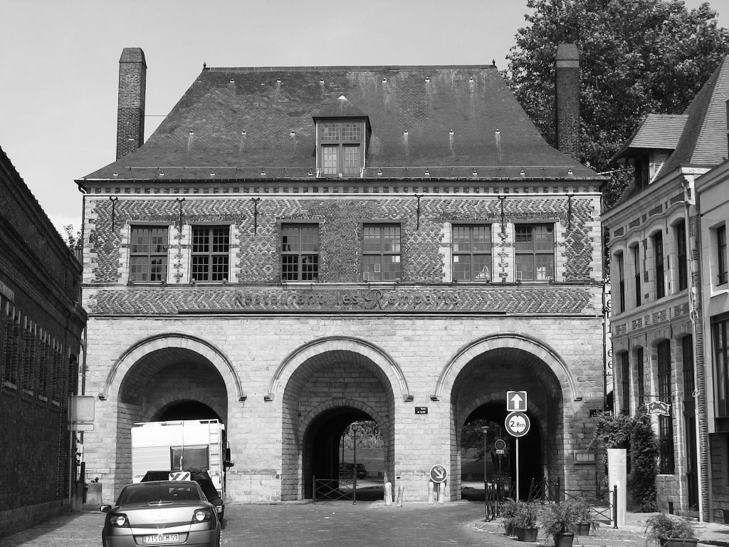 Porte de Gand (Lille) by Guy Ferdinande