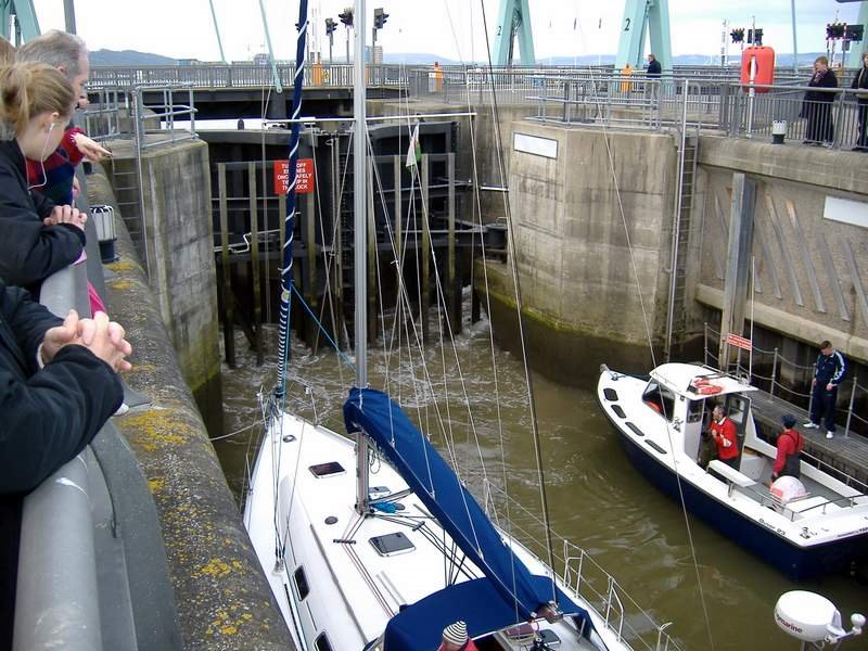 Penarth marina by ManBearPig