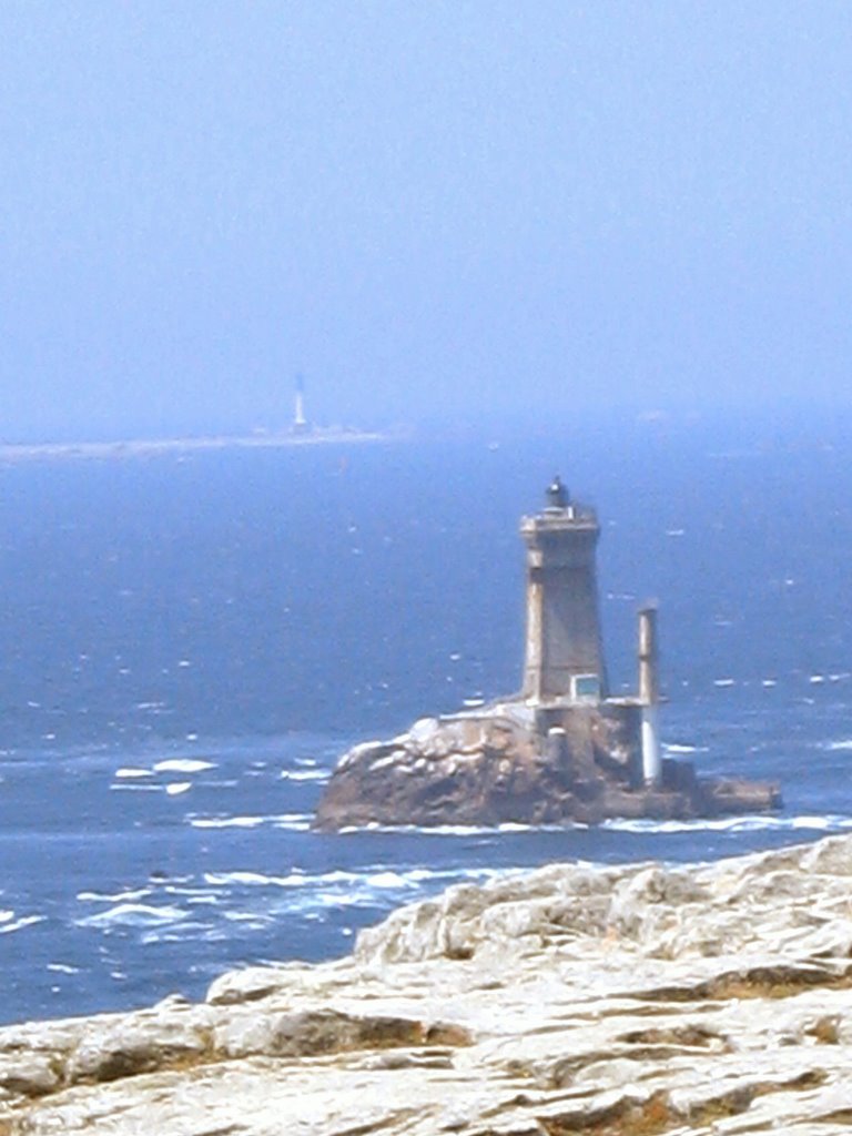 Pointe du Raz by feric67028