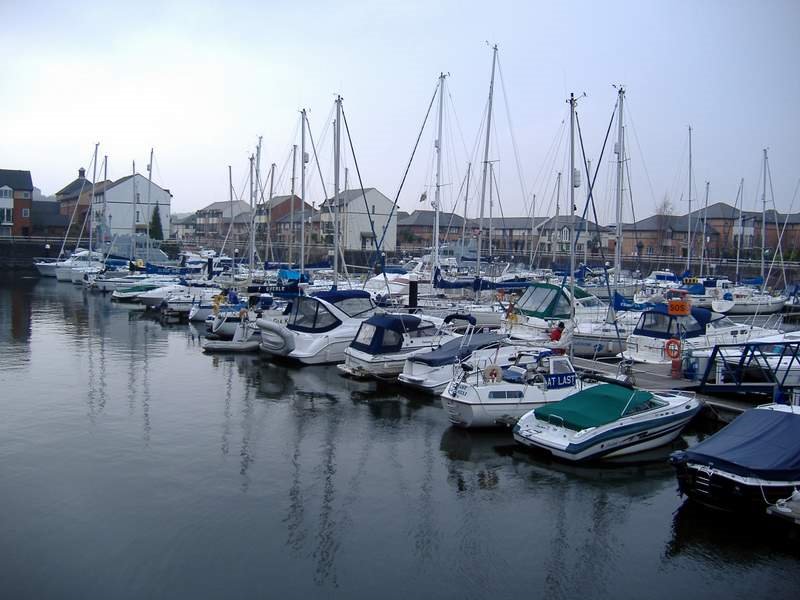 Penarth marina by ManBearPig