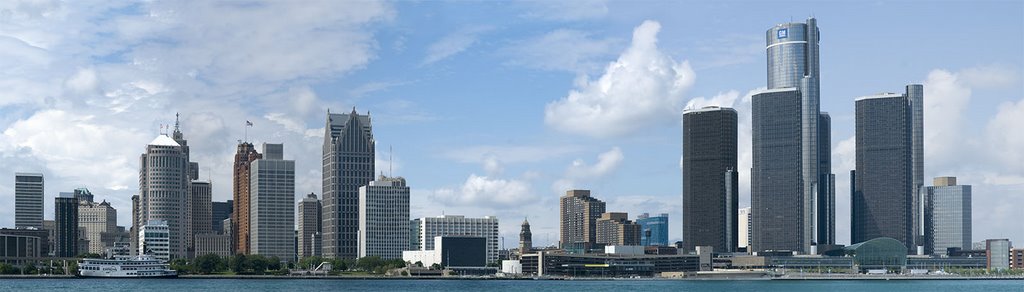 Downtown Detroit, MI, USA by Gary Blakeley