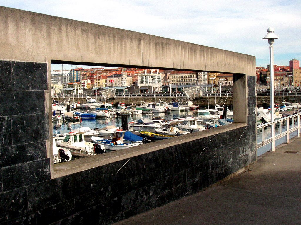 Puerto Deportivo, Gijón, Asturias by Antonio Alba