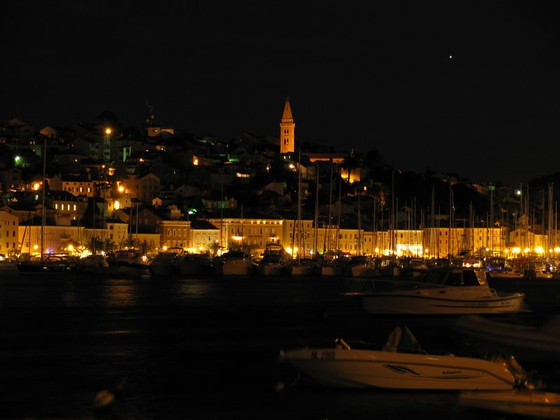 Mali Lošinj at night by mitja.kavcic