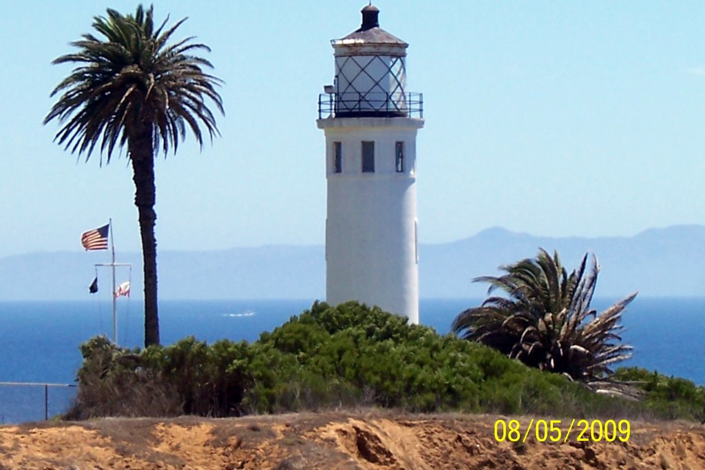 Point Vicente Lighthouse by cryptkeeper