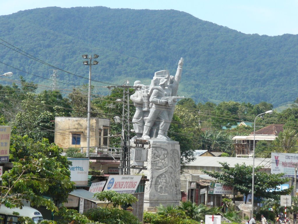 Khe Sanh monument by amhenr