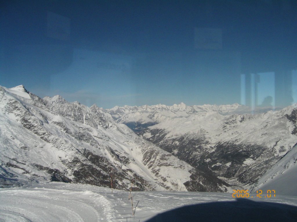 Valle desde el restaurante giratorio (3460m) by elputobirras